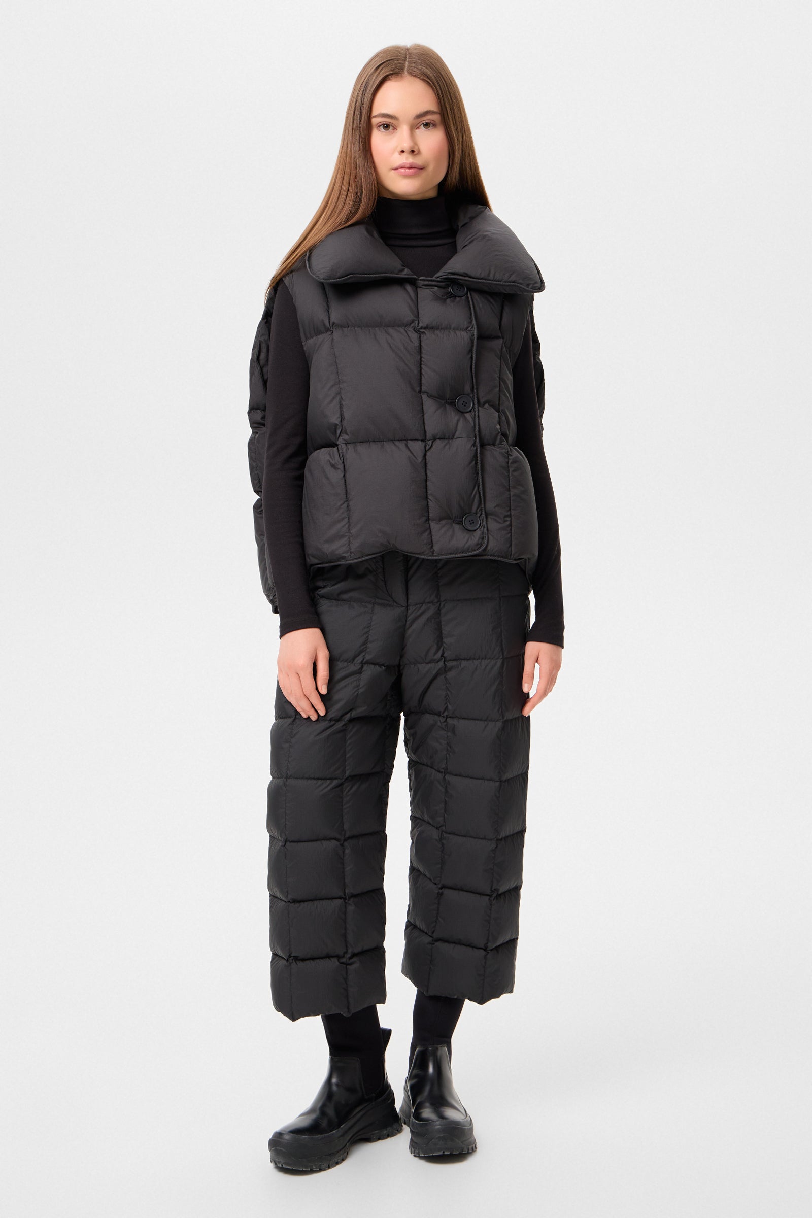 COZY CLOUD VEST MICRO BLACK