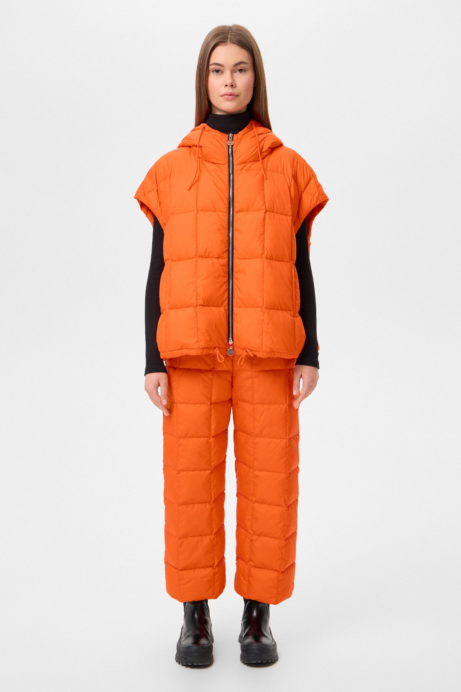 COZY ARCO VEST MICRO ORANGE