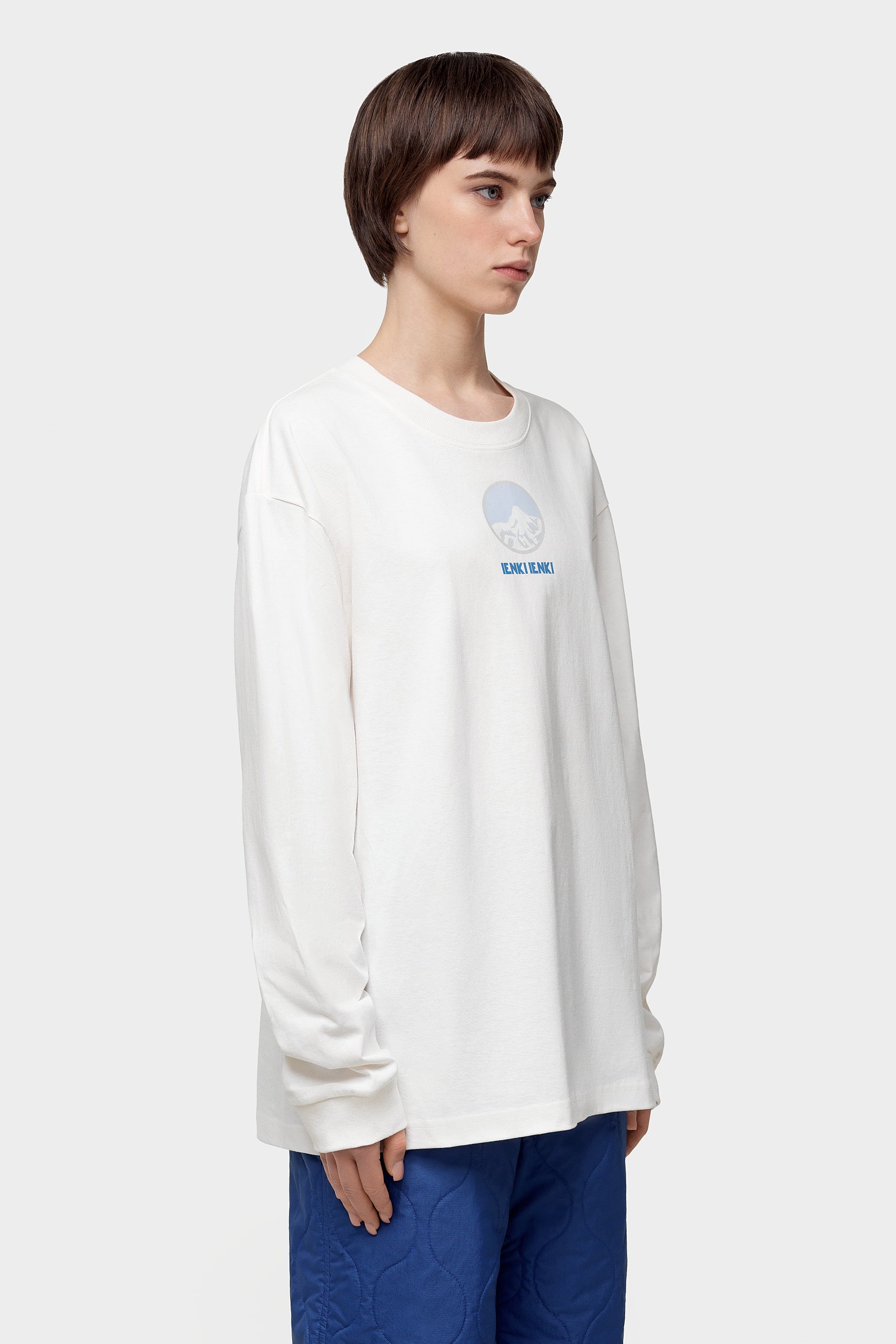 Longsleeve White + Mountains