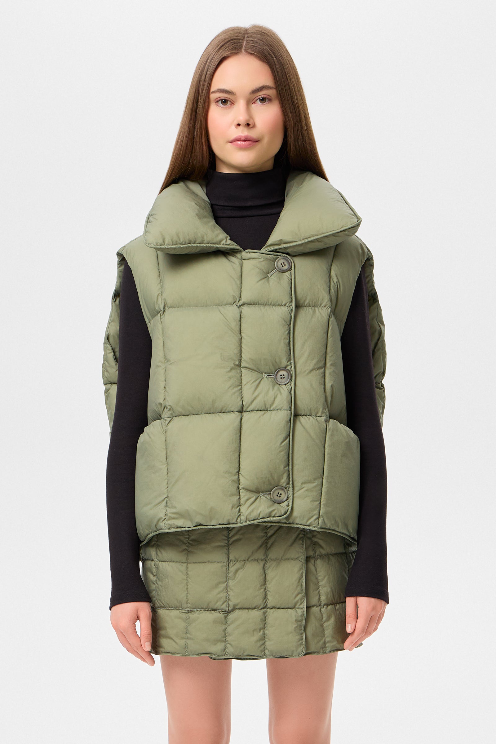 COZY CLOUD VEST MICRO OLIVE GREEN