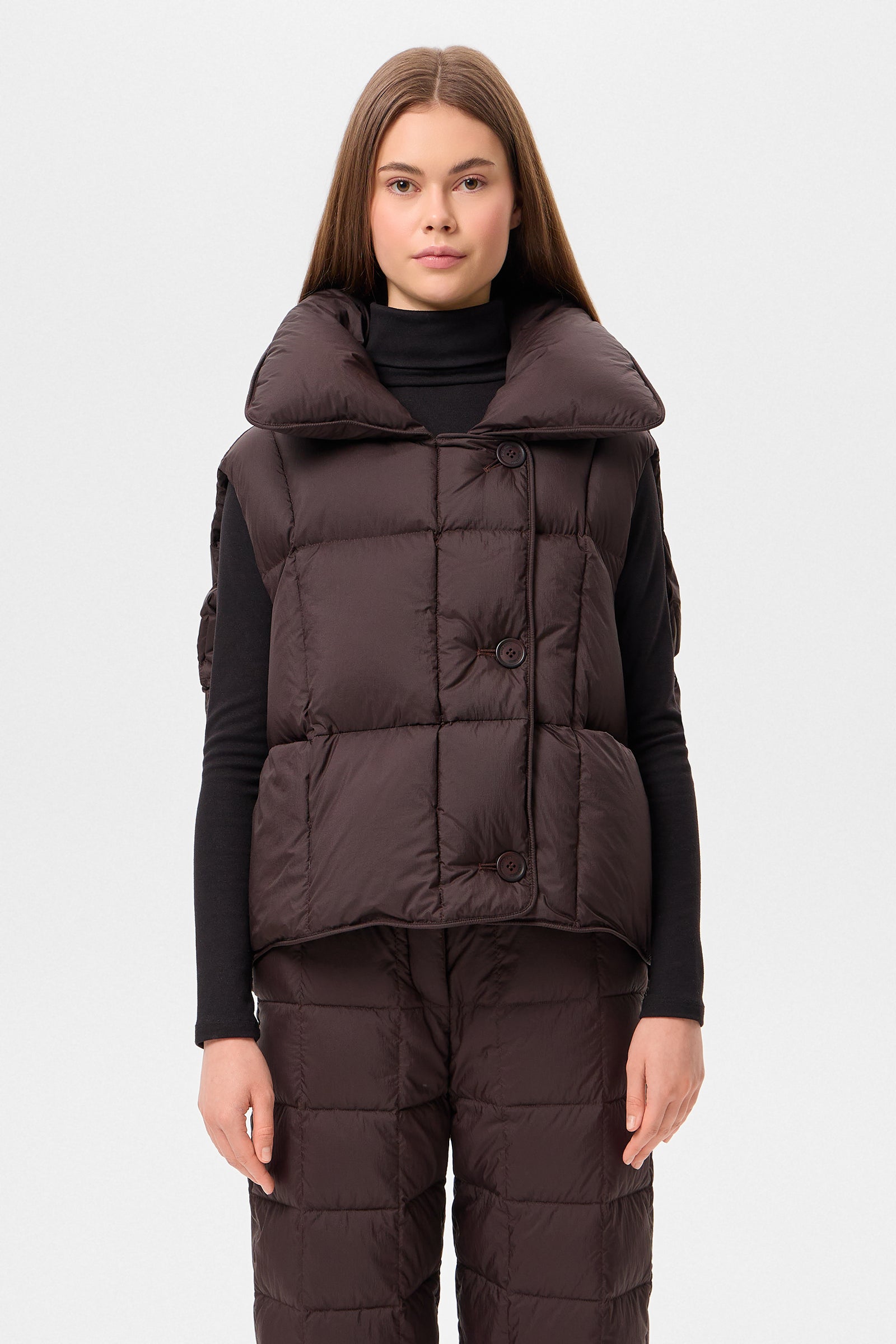 COZY CLOUD VEST MICRO BROWN