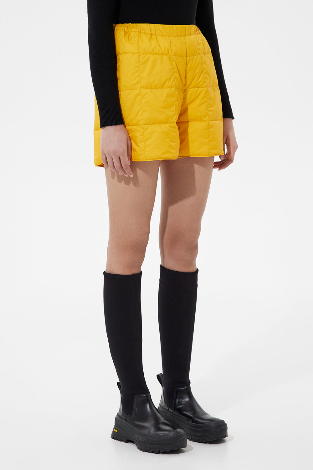 Down Shorts Micro Yellow