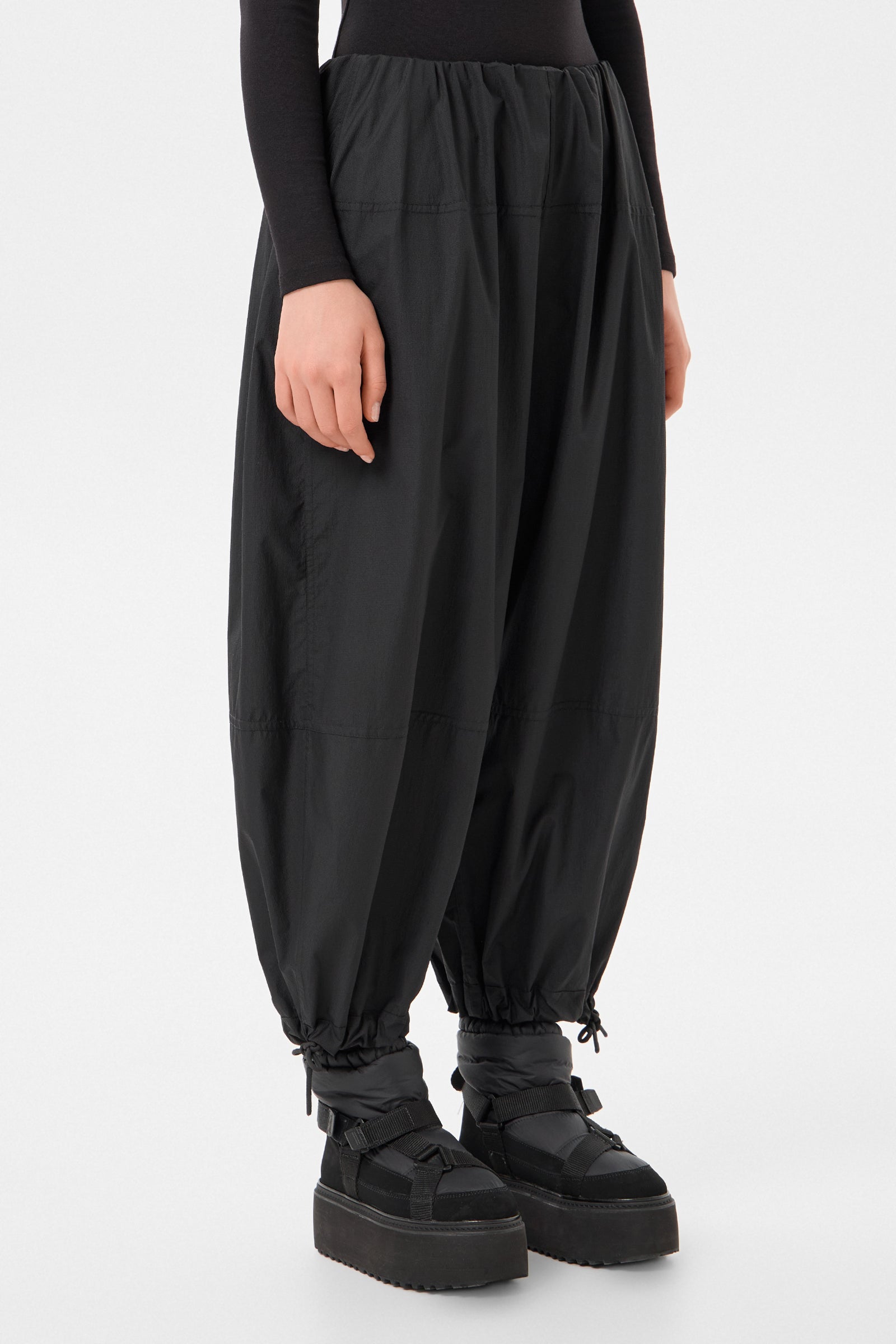 BALLOON PANTS KETCHUP BLACK