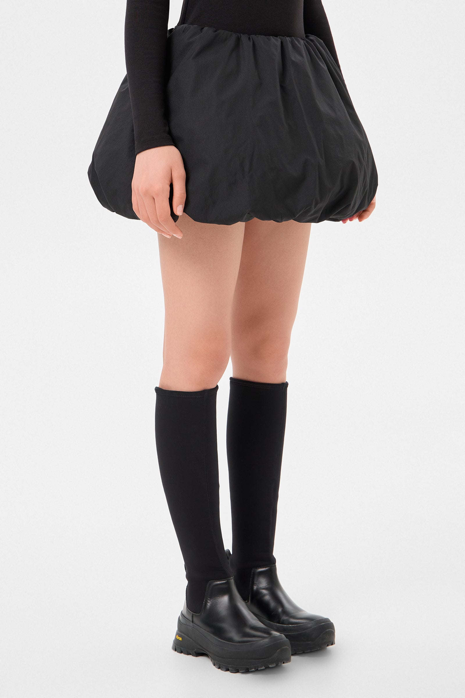 CLOUD SKIRT KETCHUP BLACK