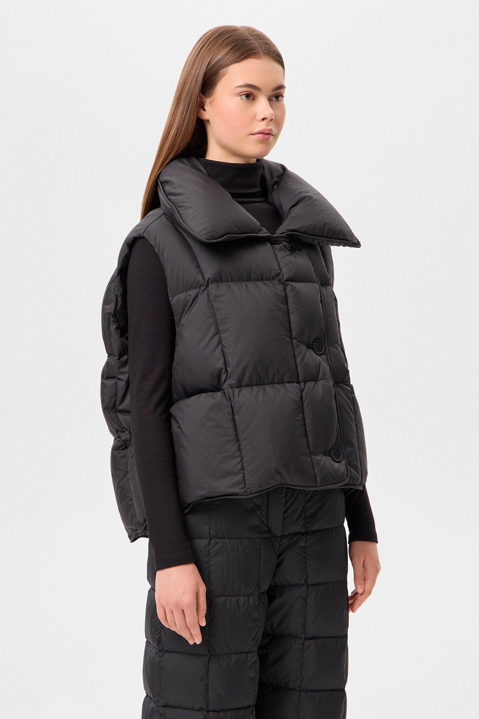 COZY CLOUD VEST MICRO BLACK