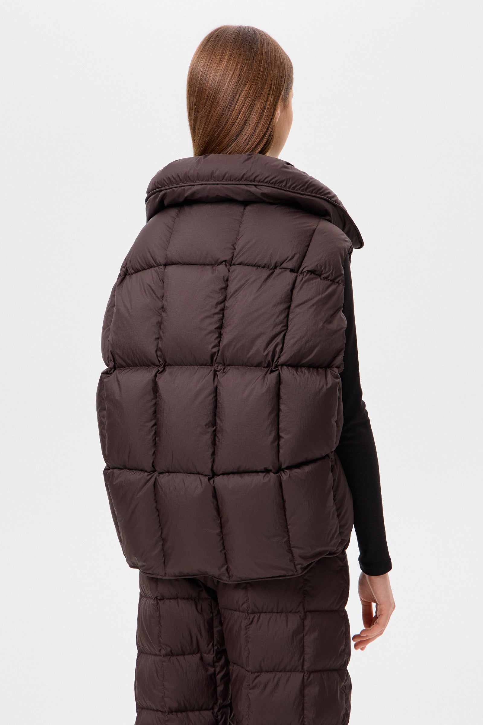 COZY CLOUD VEST MICRO BROWN