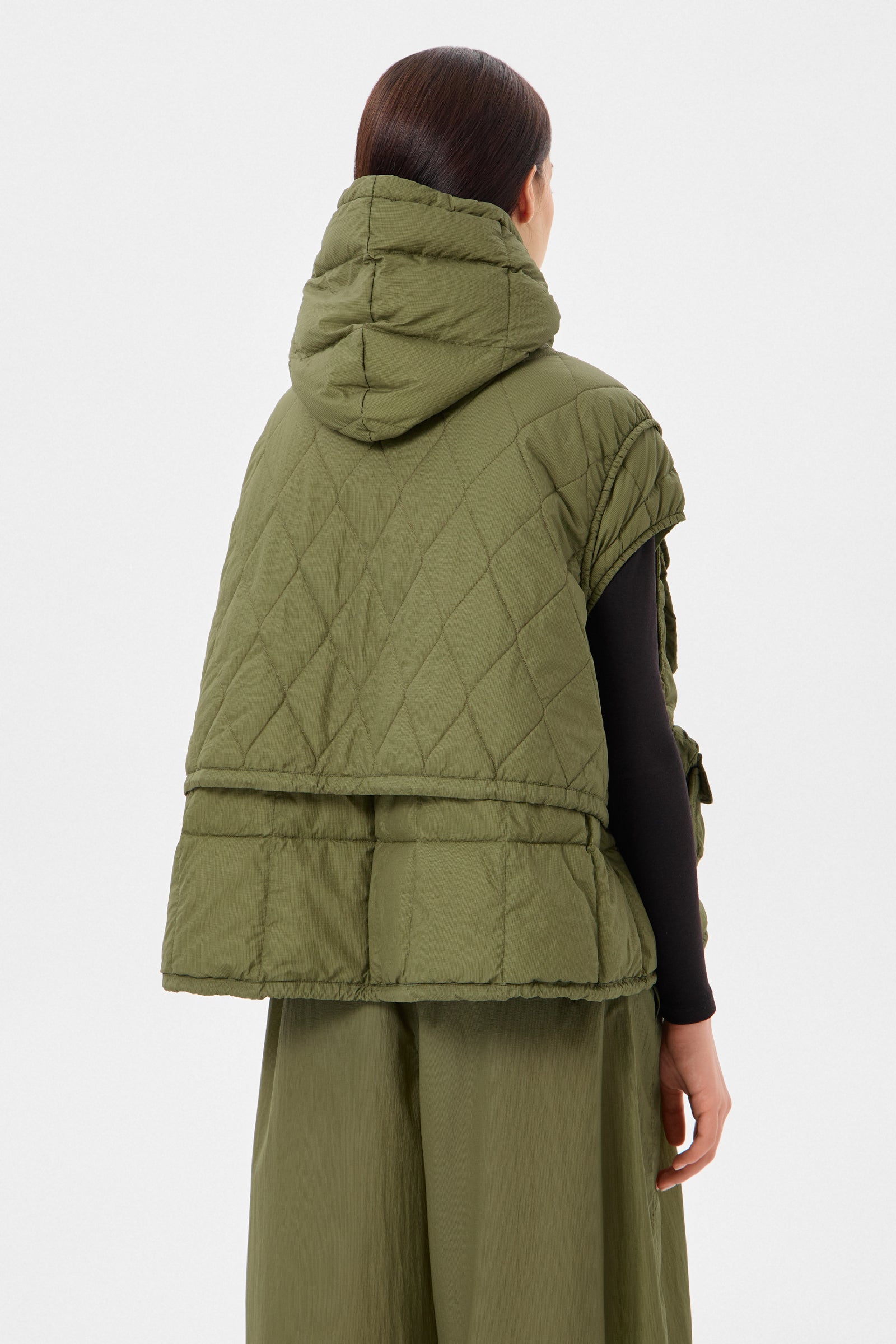 EMBER VEST KETCHUP KHAKI