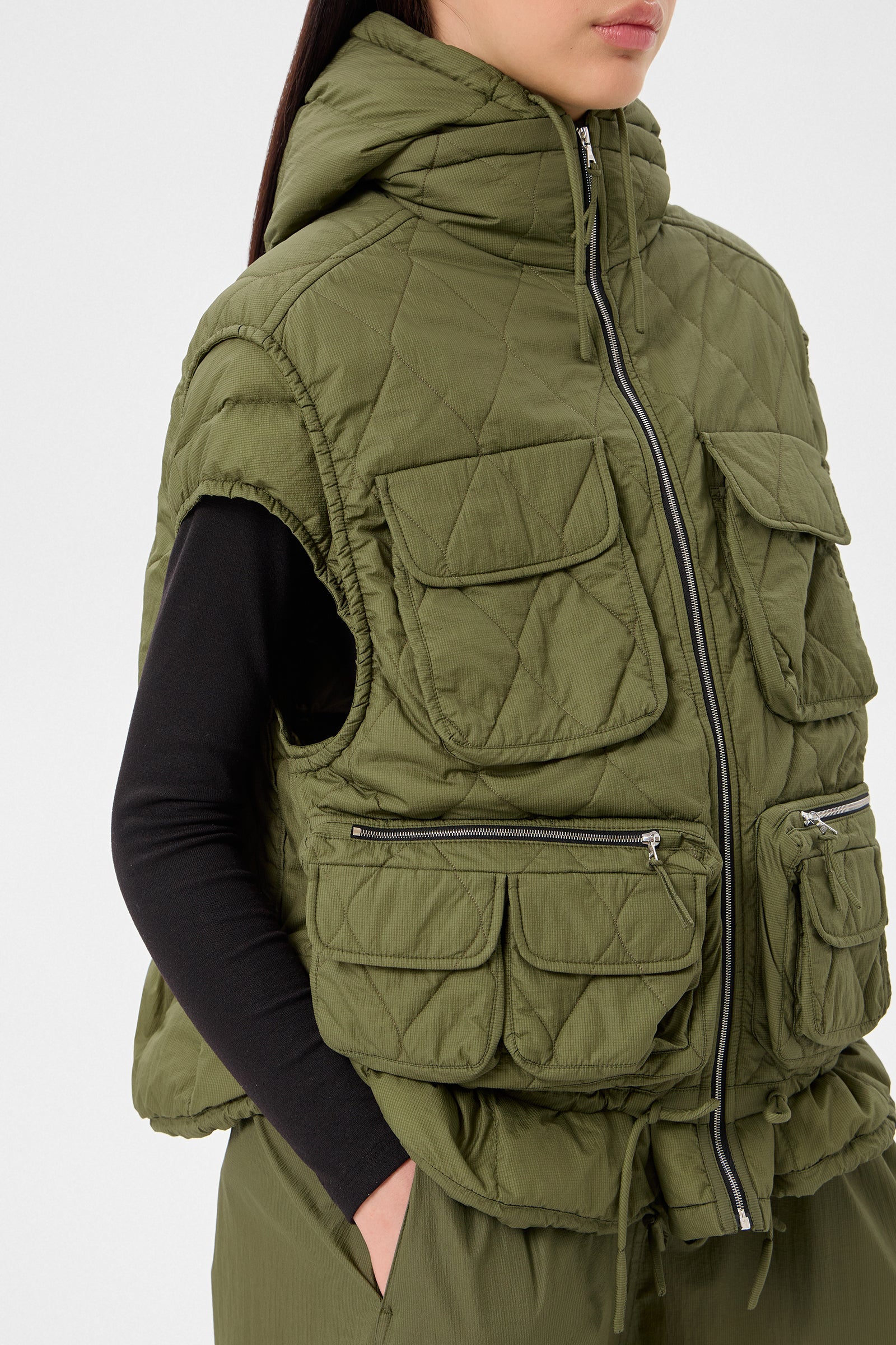 EMBER VEST KETCHUP KHAKI