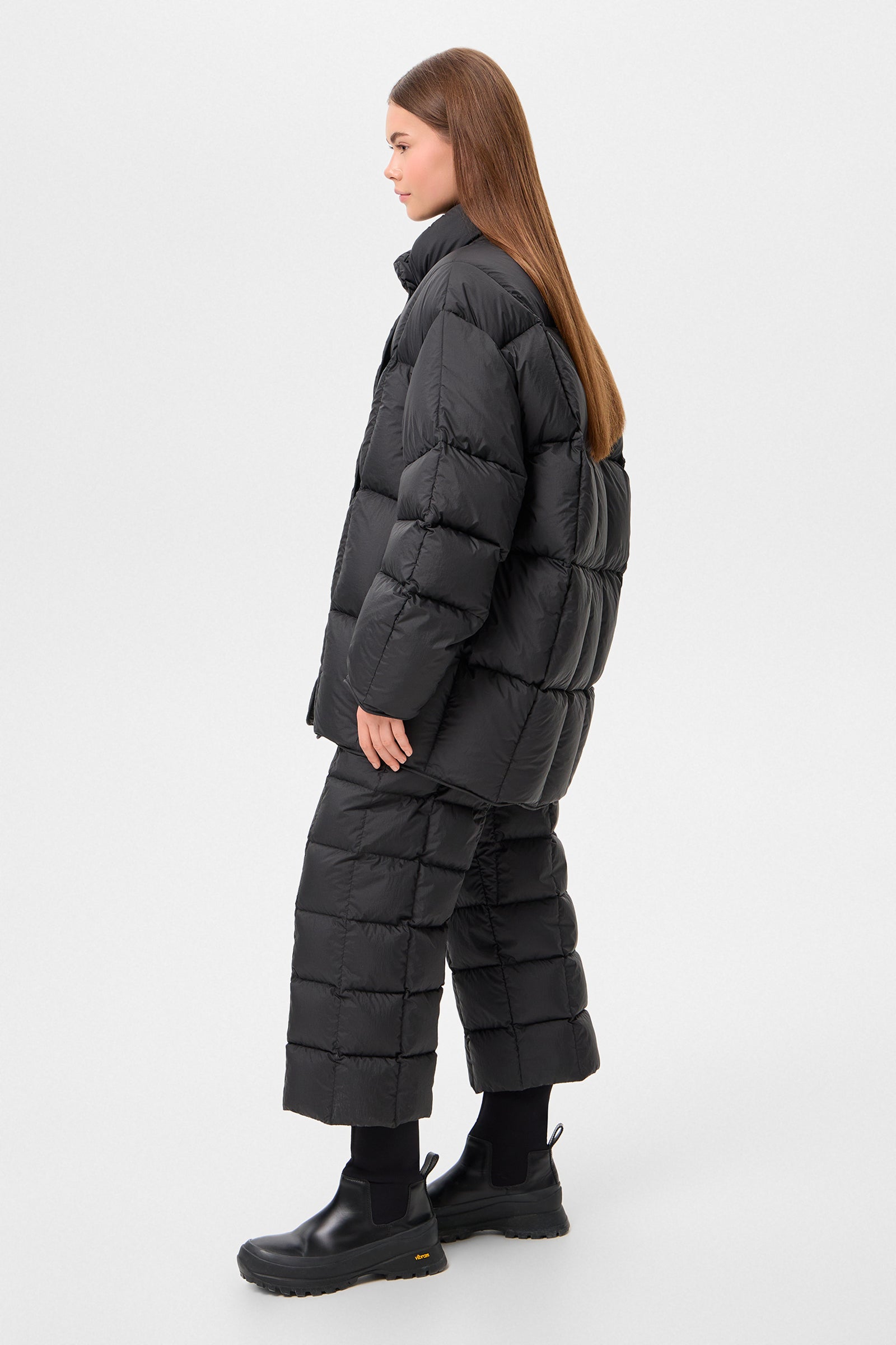 COZY NIMBO JACKET MIRO BLACK