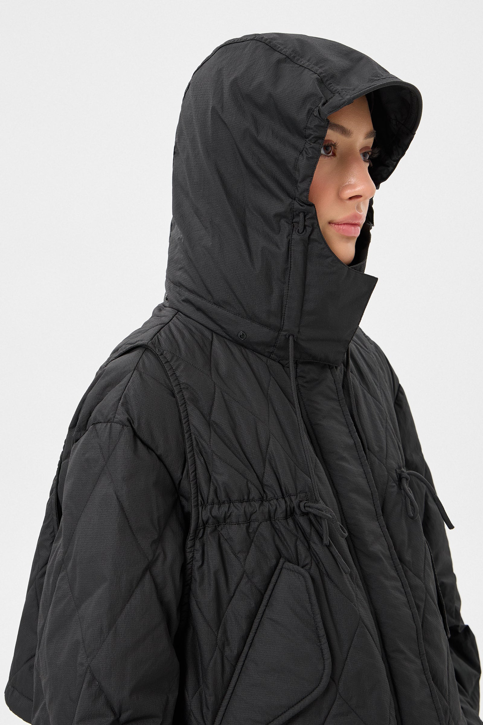 EMBER COAT KETCHUP BLACK