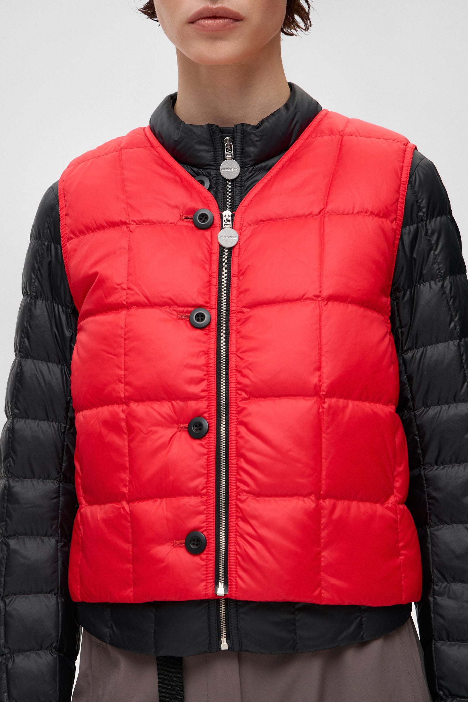 NANO VEST KISS RED