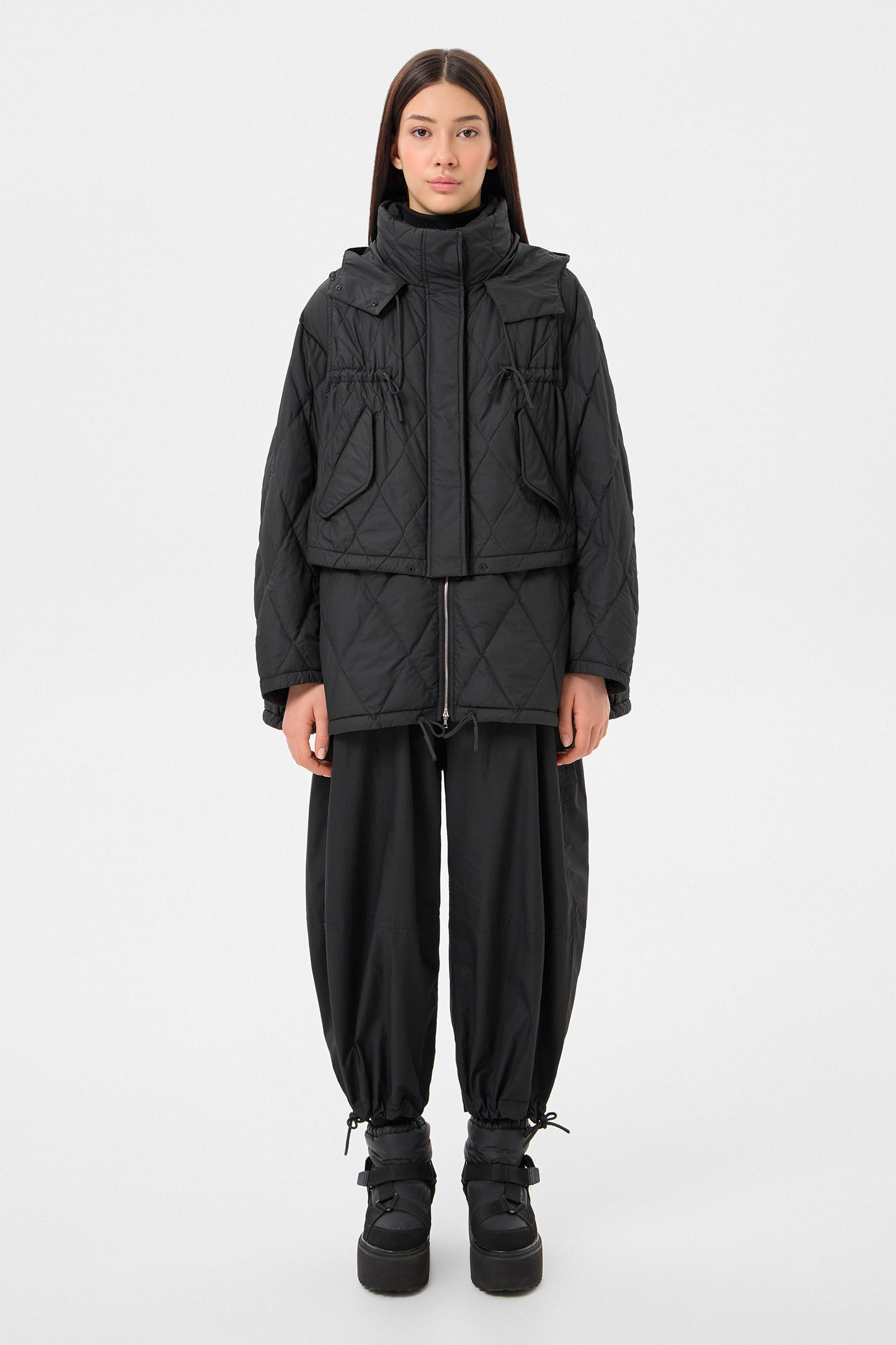 EMBER COAT KETCHUP BLACK