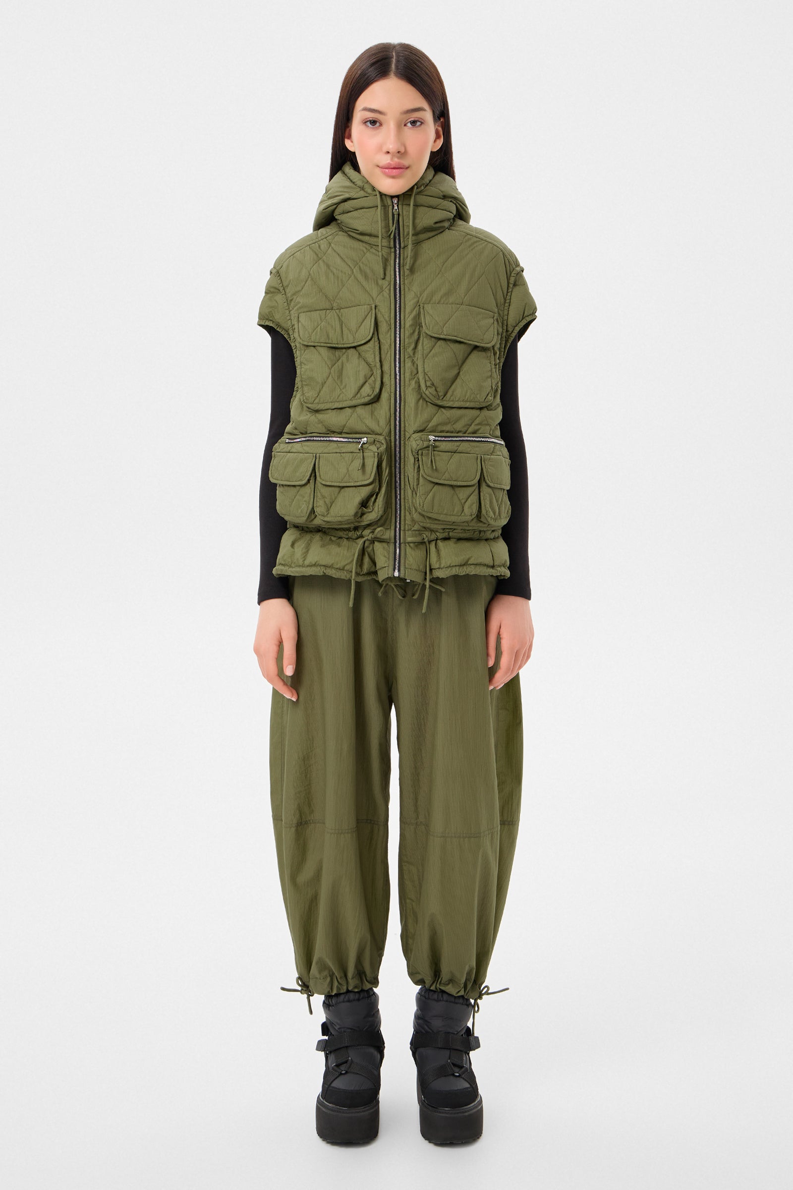 EMBER VEST KETCHUP KHAKI