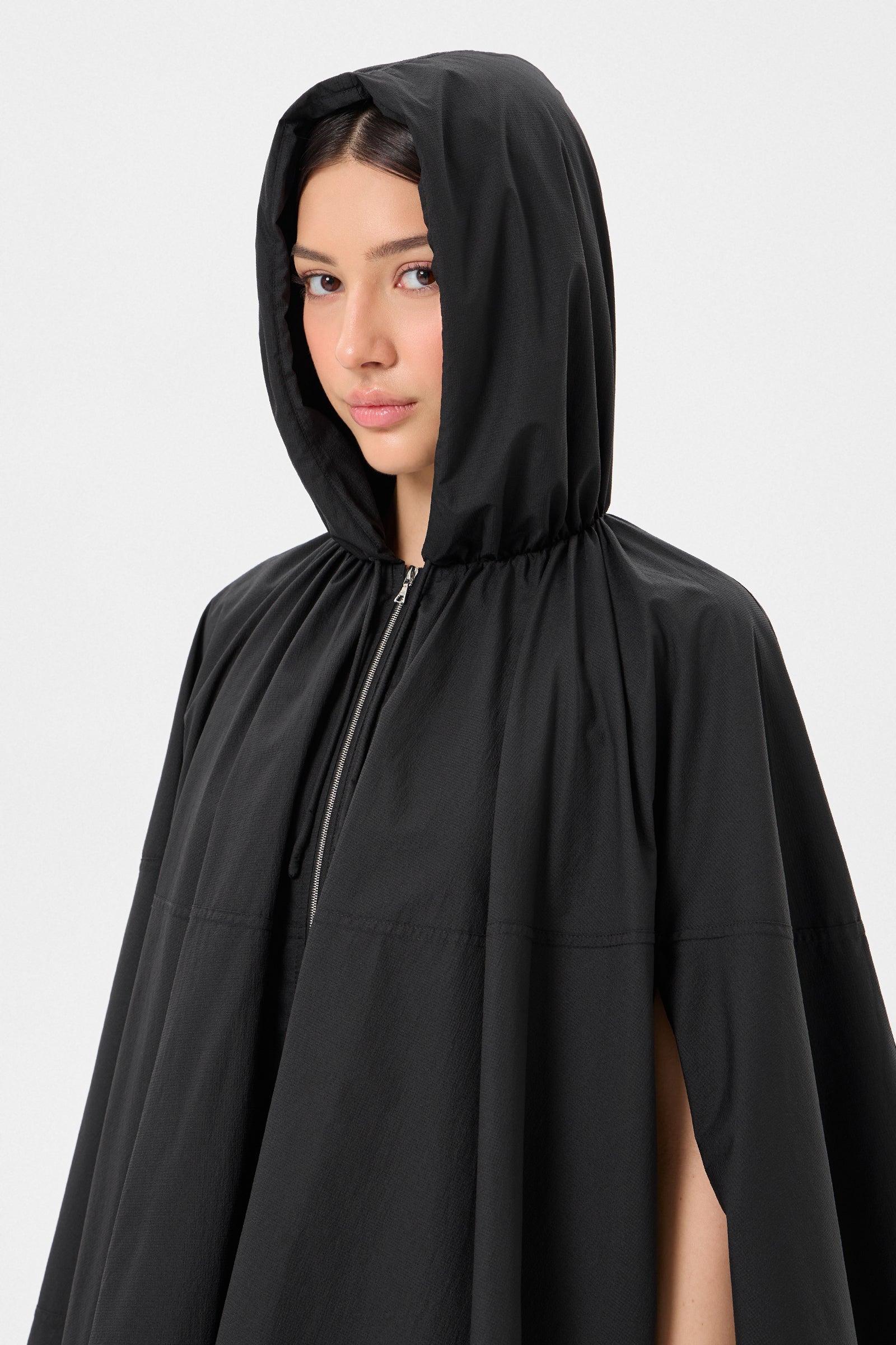 Cali Cape Ketchup Black
