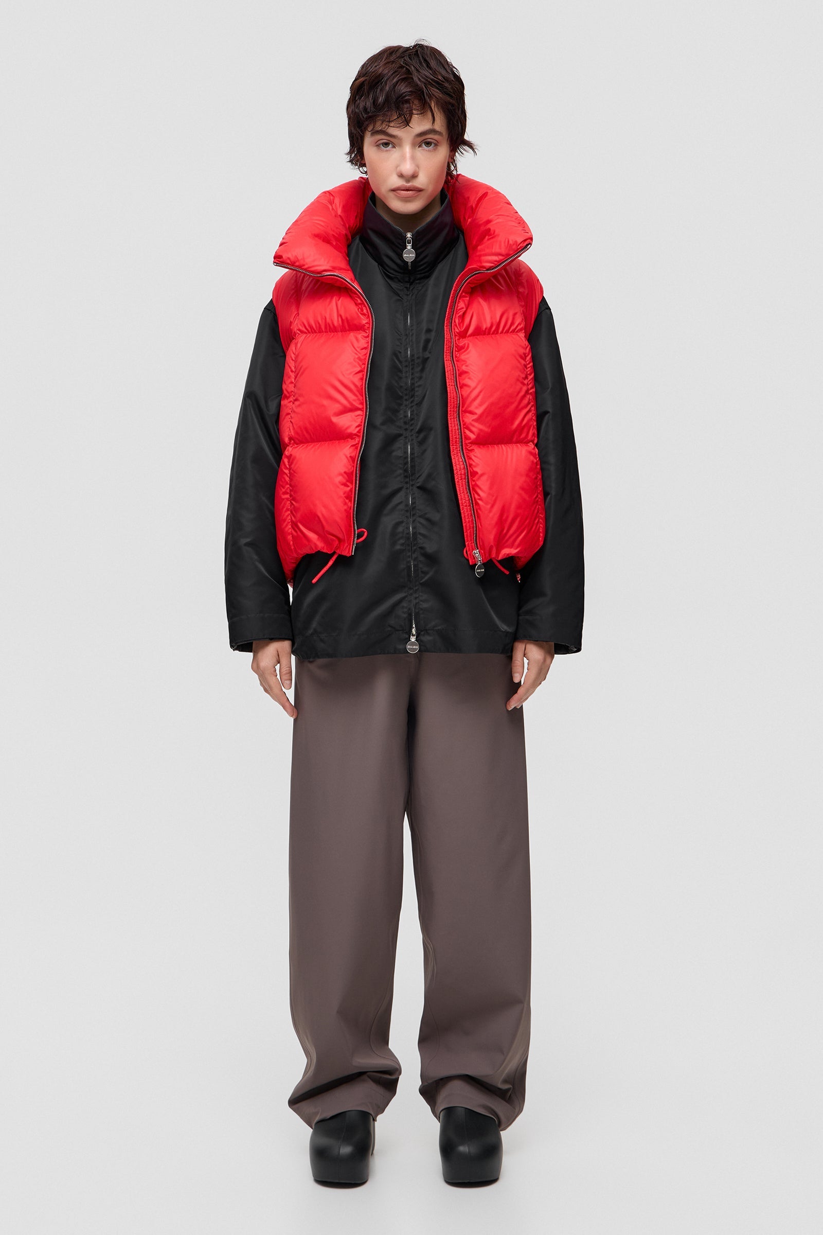 ZIP VEST KISS RED